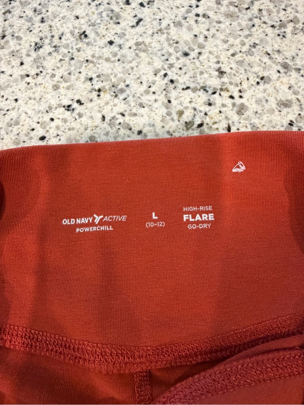 Old Navy Active PowerChill Flare Leggings
Size Large — fits a little small/snug - Picture 3 of 8